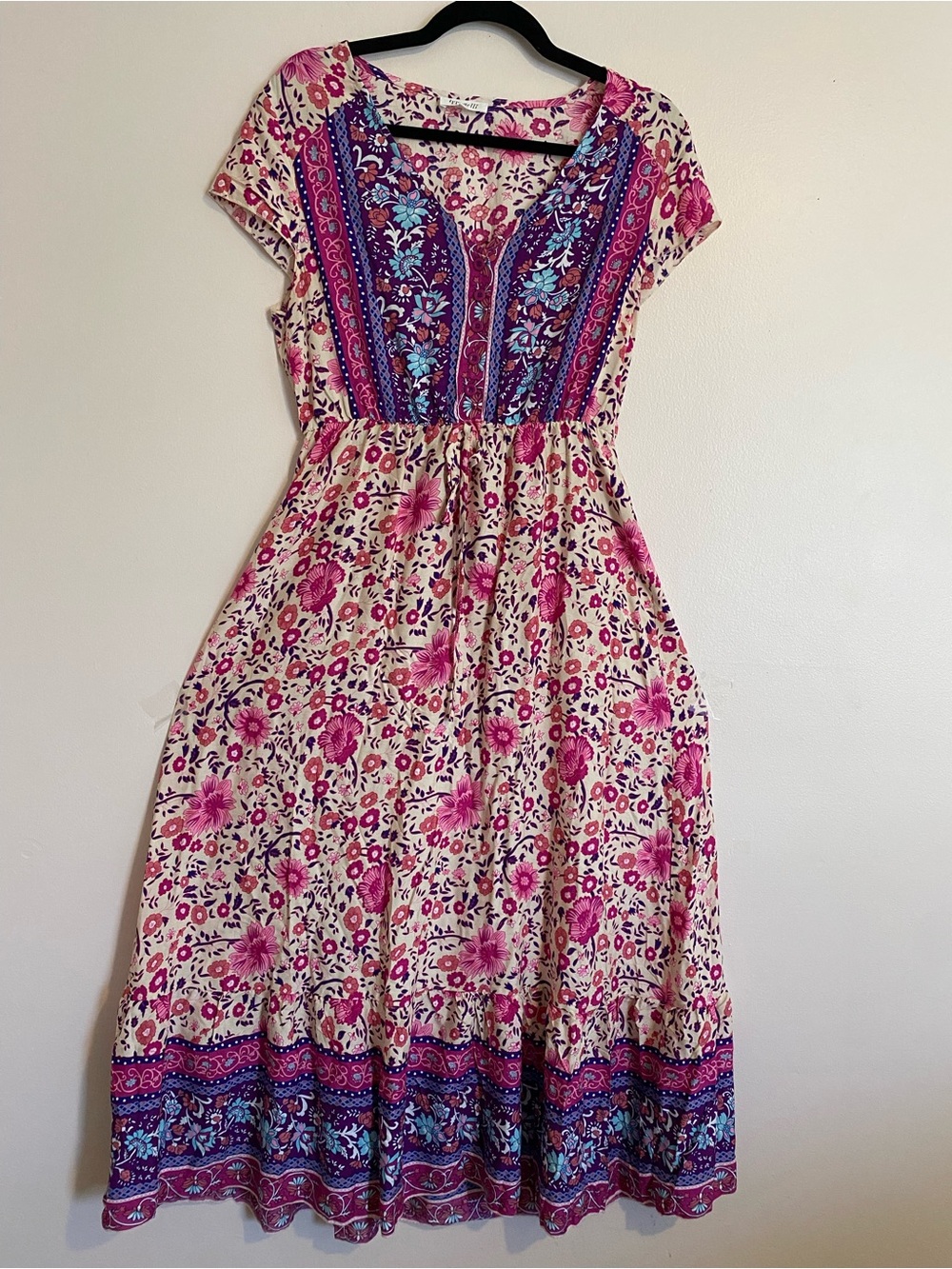 Ipponelli Floral V-Neck Midi Dress in Pink and Cream